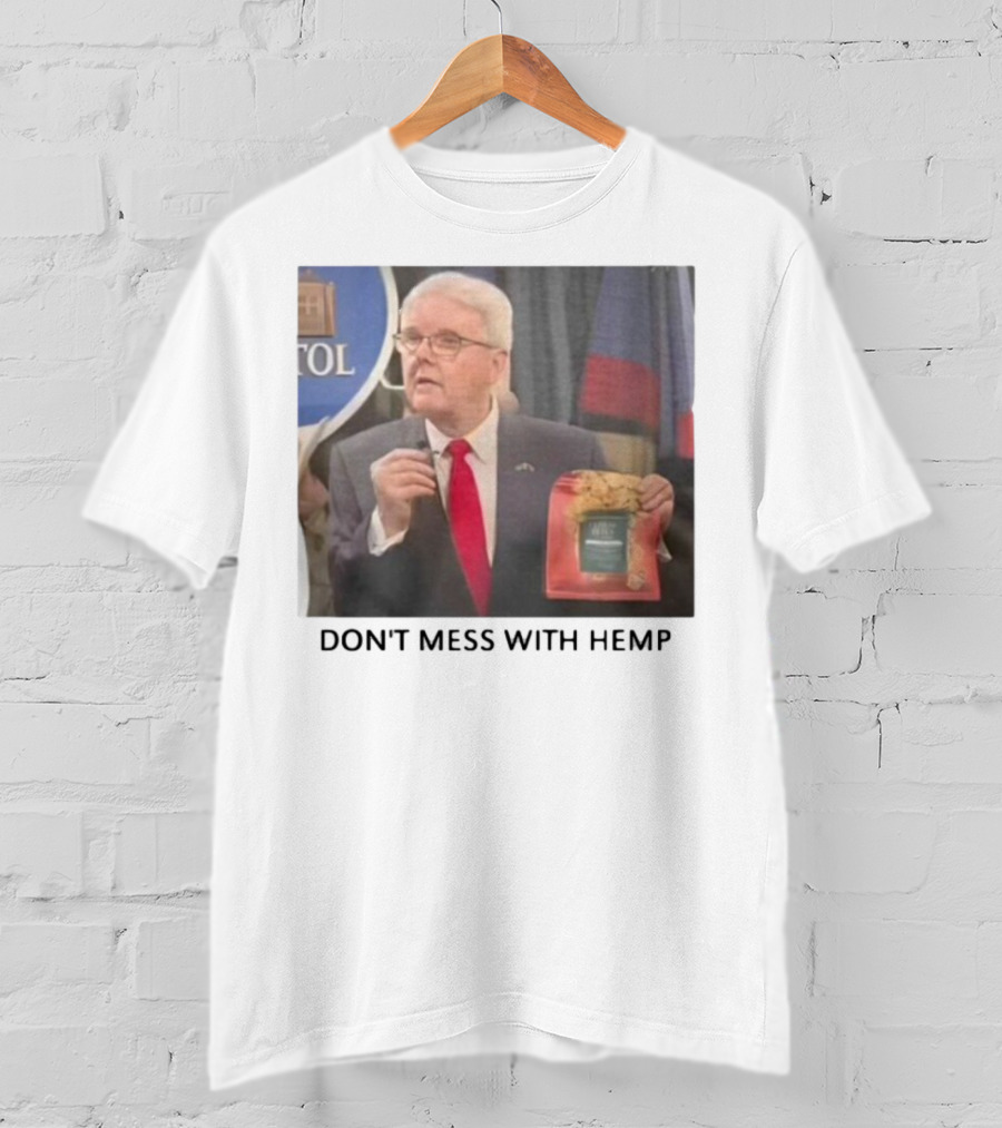 Don't Mess With Hemp Capitol Speech Red Tie Holder T-Shirt