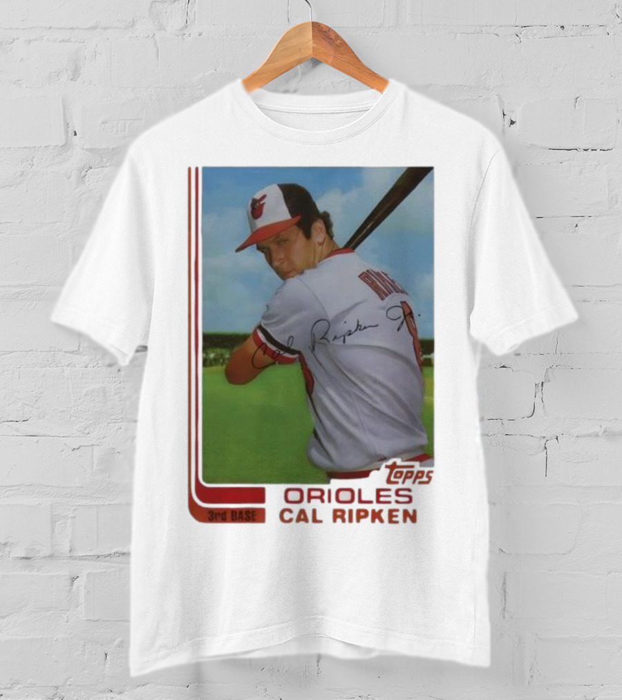 Cal Ripken Jr. Baltimore Orioles Baseball Card Topps MLB Signature Player T-Shirt
