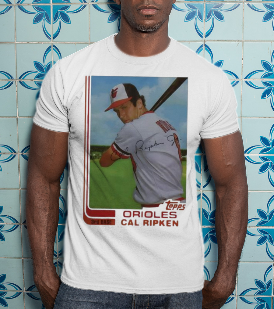 Cal Ripken Jr. Baltimore Orioles Baseball Card Topps MLB Signature Player T-Shirt