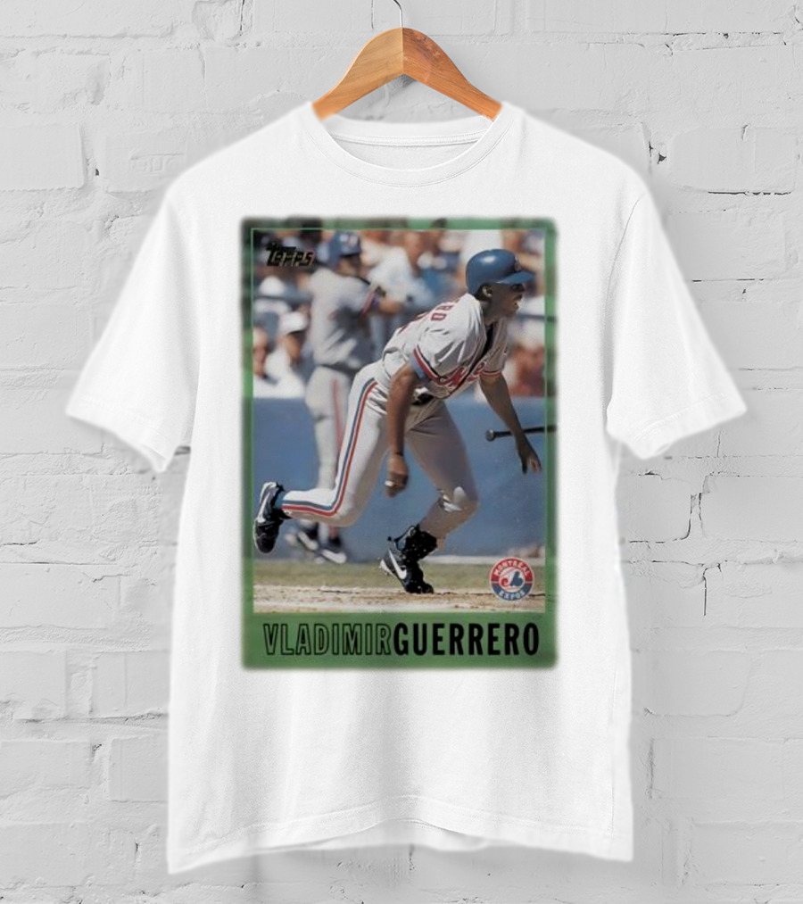 Montreal Expos Vladimir Guerrero MLB Topps Baseball Card T-Shirt