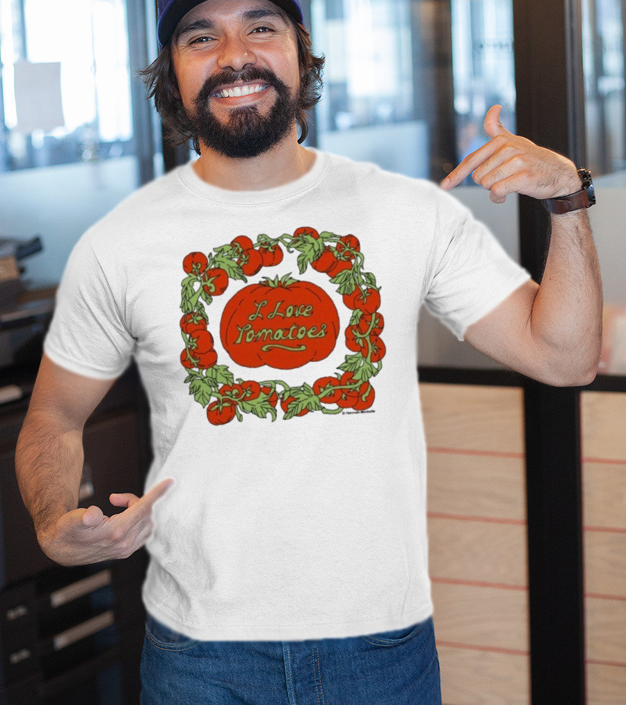 Hannah Michelle I Love Tomatoes Vine Wreath T-Shirt