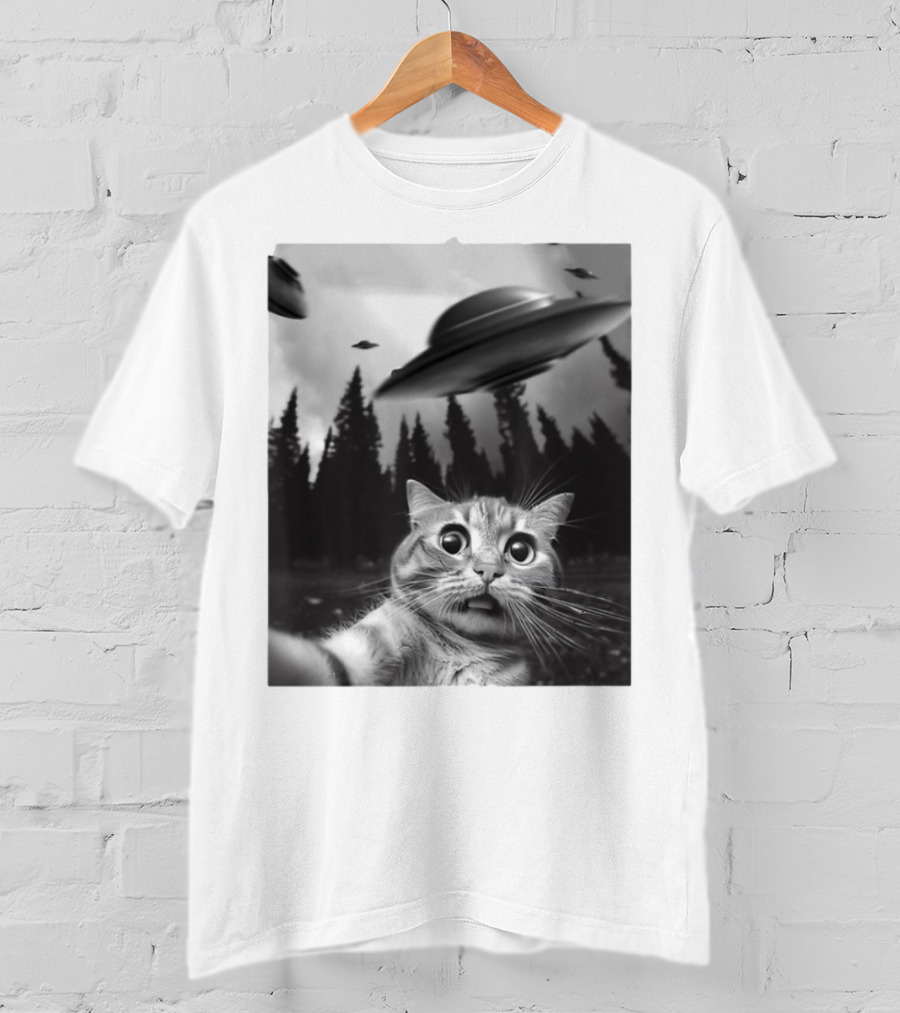 Keith Hernandez Cat Selfie Ufos Forest Scene T-Shirt