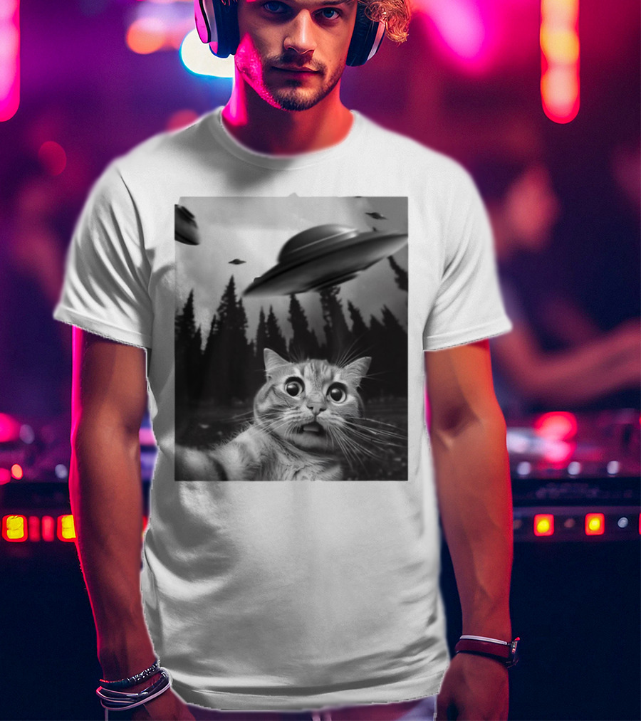 Keith Hernandez Cat Selfie Ufos Forest Scene T-Shirt