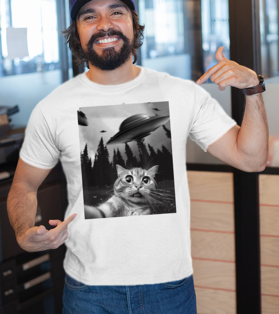 Keith Hernandez Cat Selfie Ufos Forest Scene T-Shirt