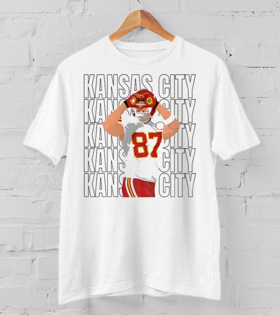 Kansas City Chiefs Travis Kelce 87 Heart Hands Game Day T-Shirt