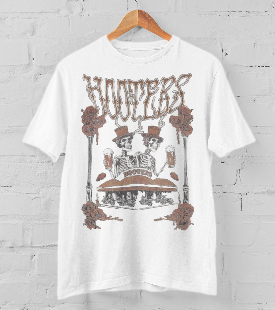 Hooters Skeletons With Top Hats And Beers Roses T-Shirt