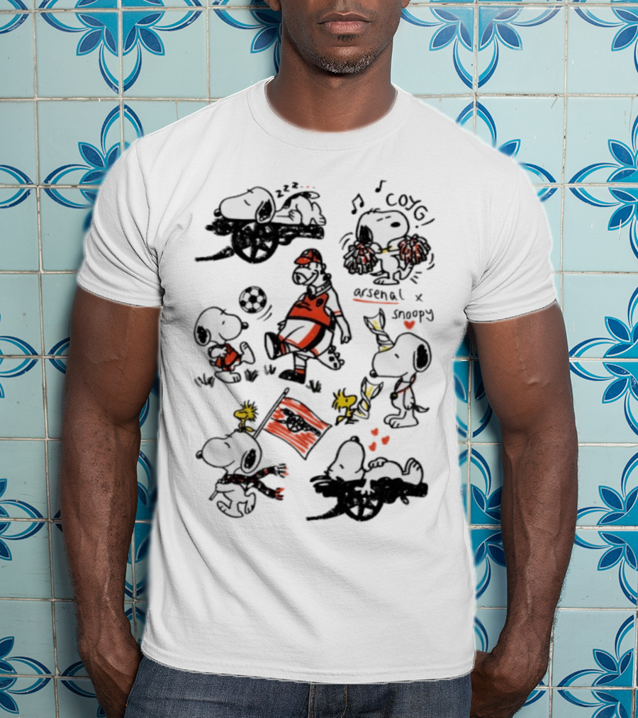 Arsenal Snoopy Football Soccer Icon Collaboration T-Shirt