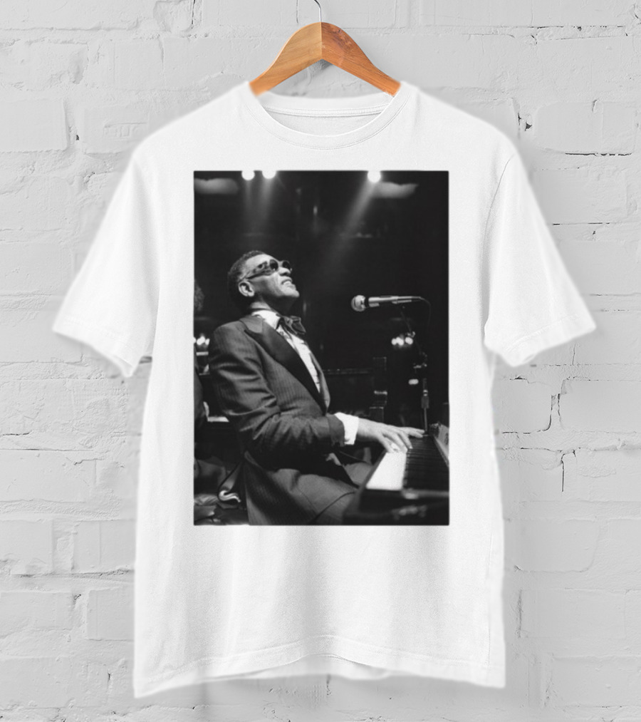 Ray Charles Live On Stage At The Piano In Black And White T-Shirt
