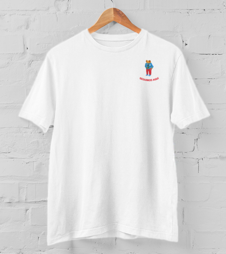Seguimos Aquí Tío Caimán Bear With Guitar Icon T-Shirt