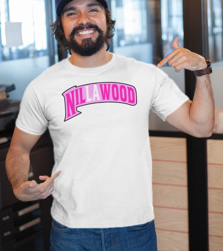Nilla Allin Nillawood Pink Arch Text T-Shirt