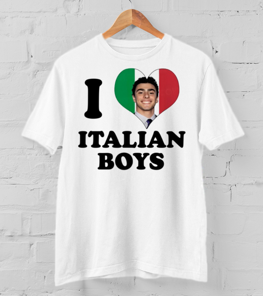 Luici Mangione I Love Italian Boys Heart Italy Flag T-Shirt