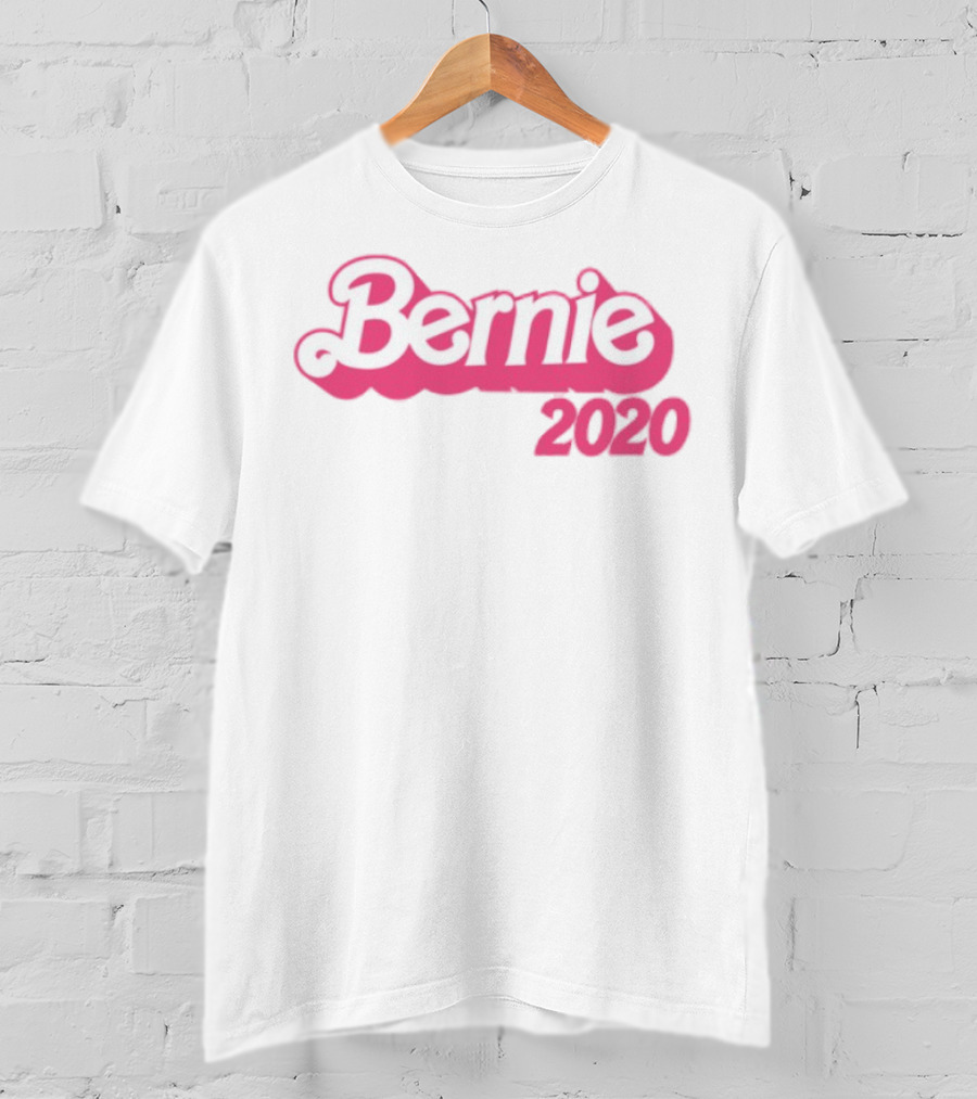 Bernie 2020 Barbie Style Logo Design T-Shirt