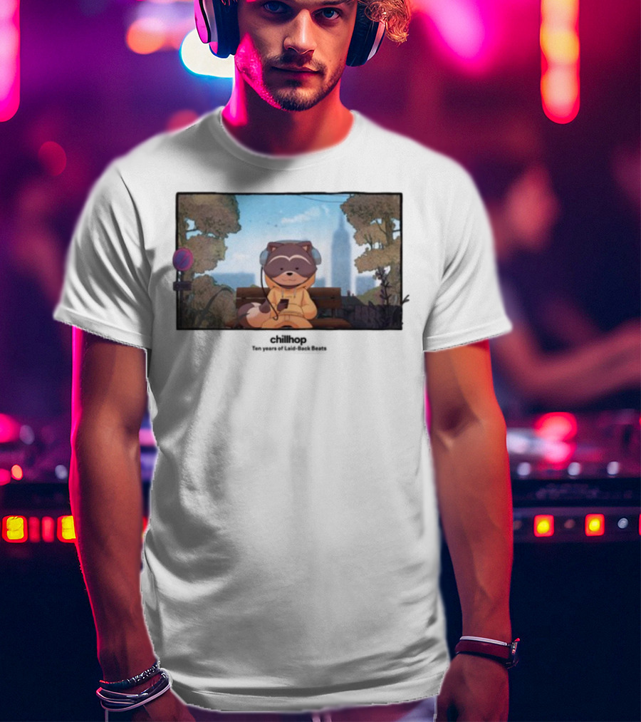 10 Years Of Chillhop Raccoon Listening To Music In Park T-Shirt