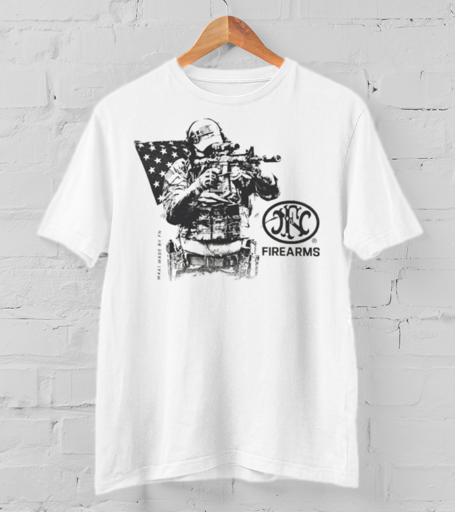 FN Herstal M4A1 Soldier Battle USA Firearms Veteran Flag Tribute T-Shirt