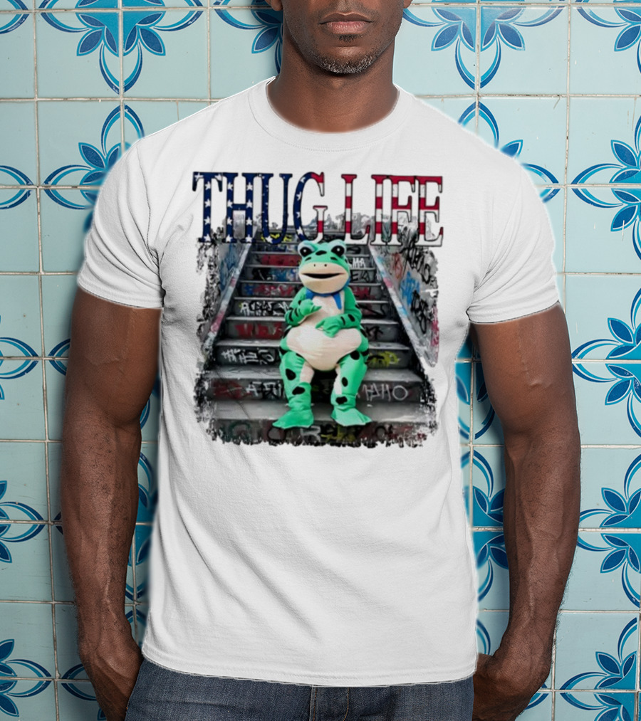 THUG LIFE Frog Costume Graffiti Steps T-Shirt
