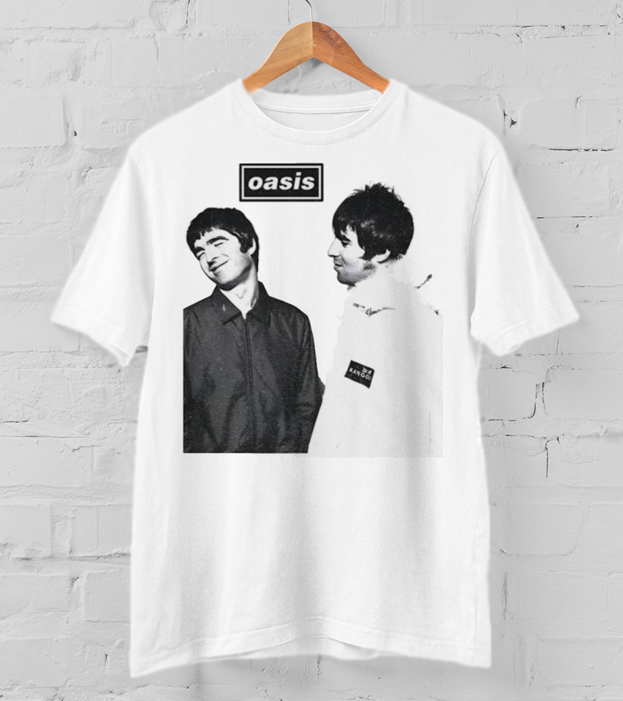 Noel Vs Liam Gallagher Oasis Band Kangol Vintage T-Shirt
