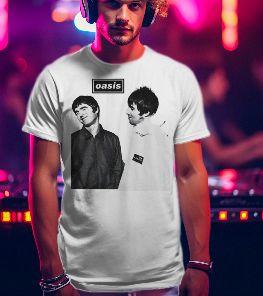 Noel Vs Liam Gallagher Oasis Band Kangol Vintage T-Shirt