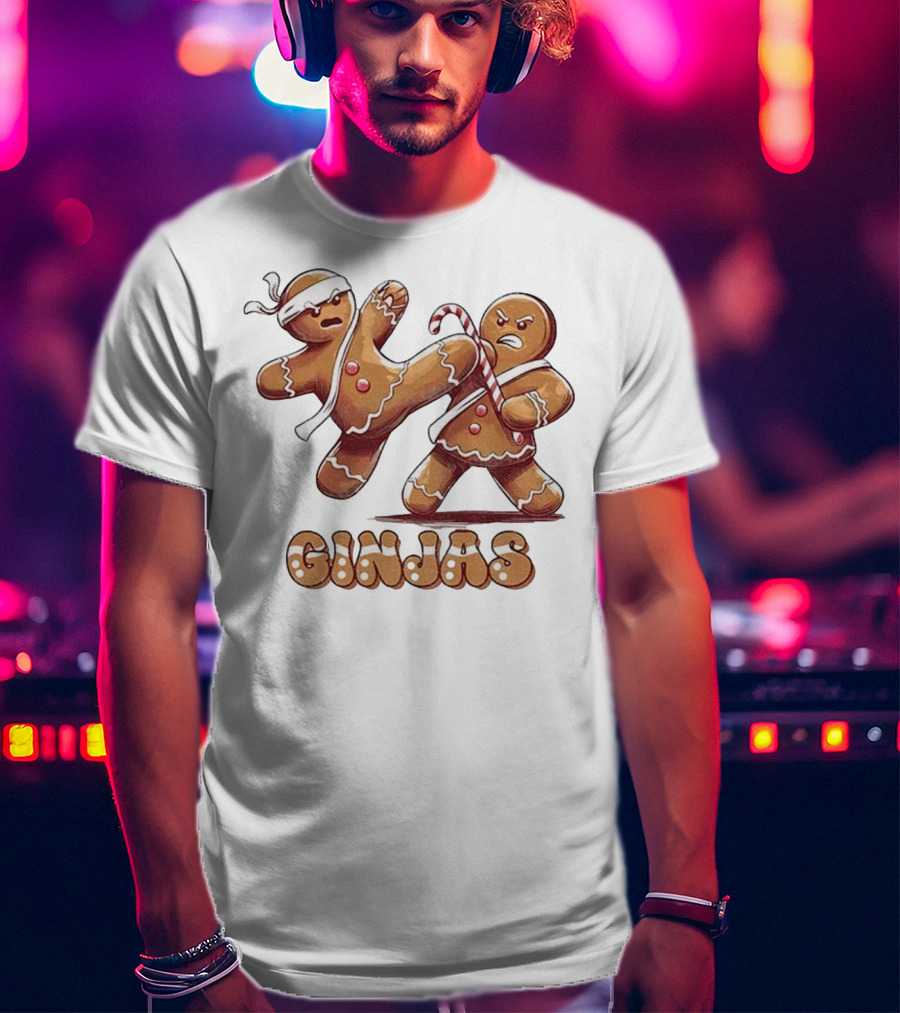 Gingerbread Man Karate Ginjas Merry Christmas Candy Cane Fight T-Shirt