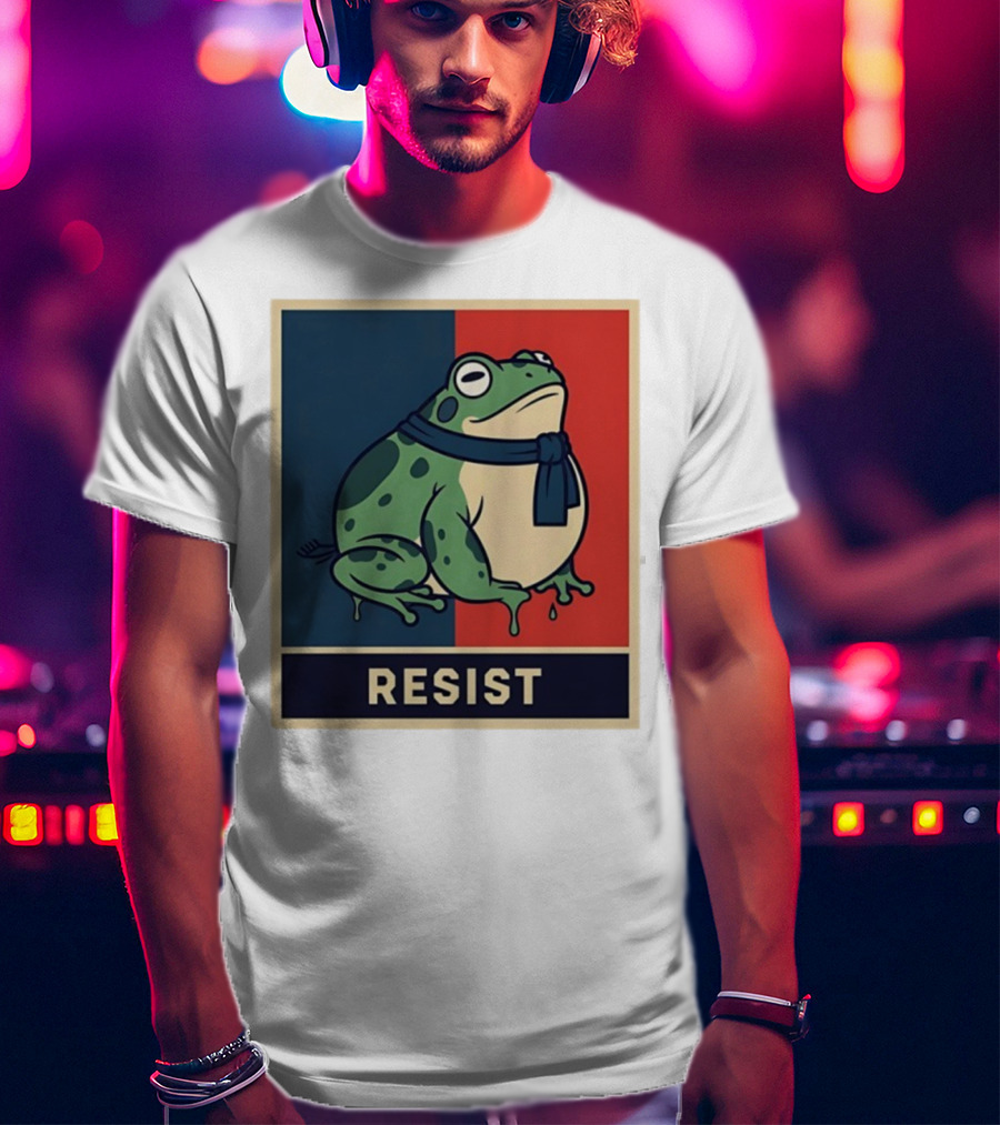Portland Frog Protest Resist Activist Retro Style T-Shirt