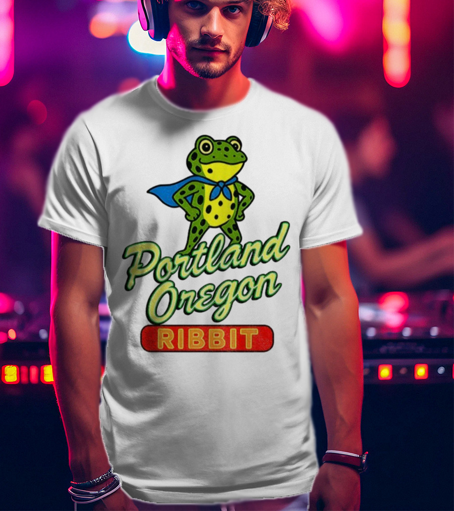 Portland Oregon Ribbit Frog Superhero Retro Style T-Shirt