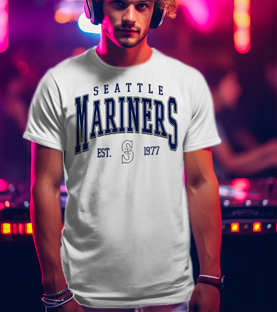Seattle Mariners Est 1977 Vintage MLB Baseball T-Shirt
