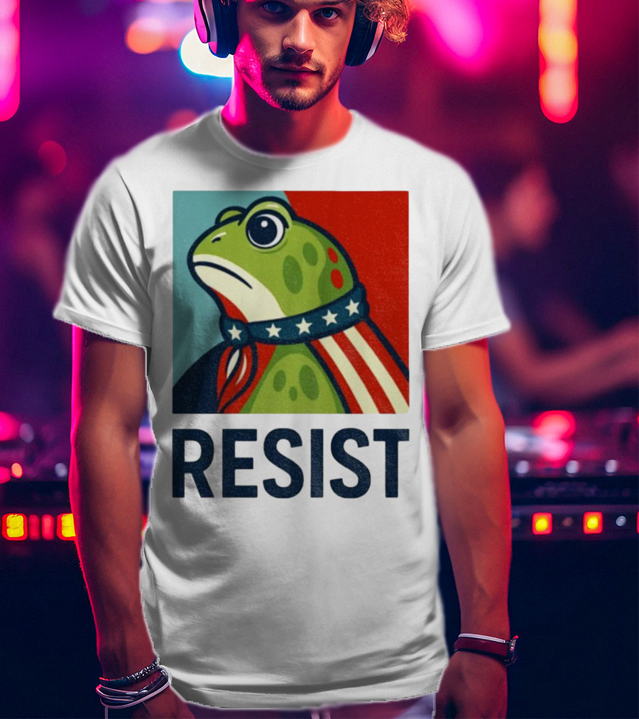 Resist Portland Frog Patriotic Stars And Stripes Retro Art T-Shirt