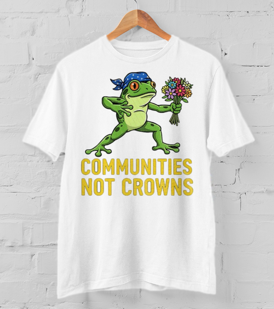 Portland Frog Protester Communities Not Crowns Bandana Frog With Flowers T-Shirt