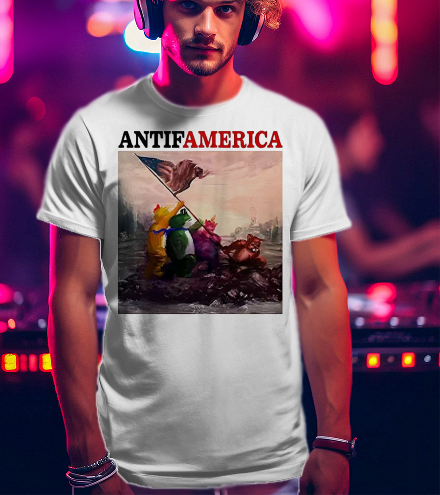 Antifamerica Portland Frog Parody Of Iconic Historical Scene With Bold Characters And Flag T-Shirt