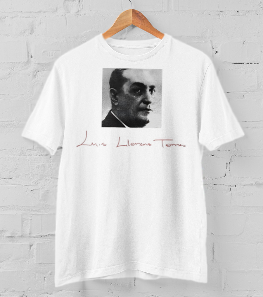 Debí Tirar Más Fotos En La Residencia Luis Llorens Torres T-Shirt