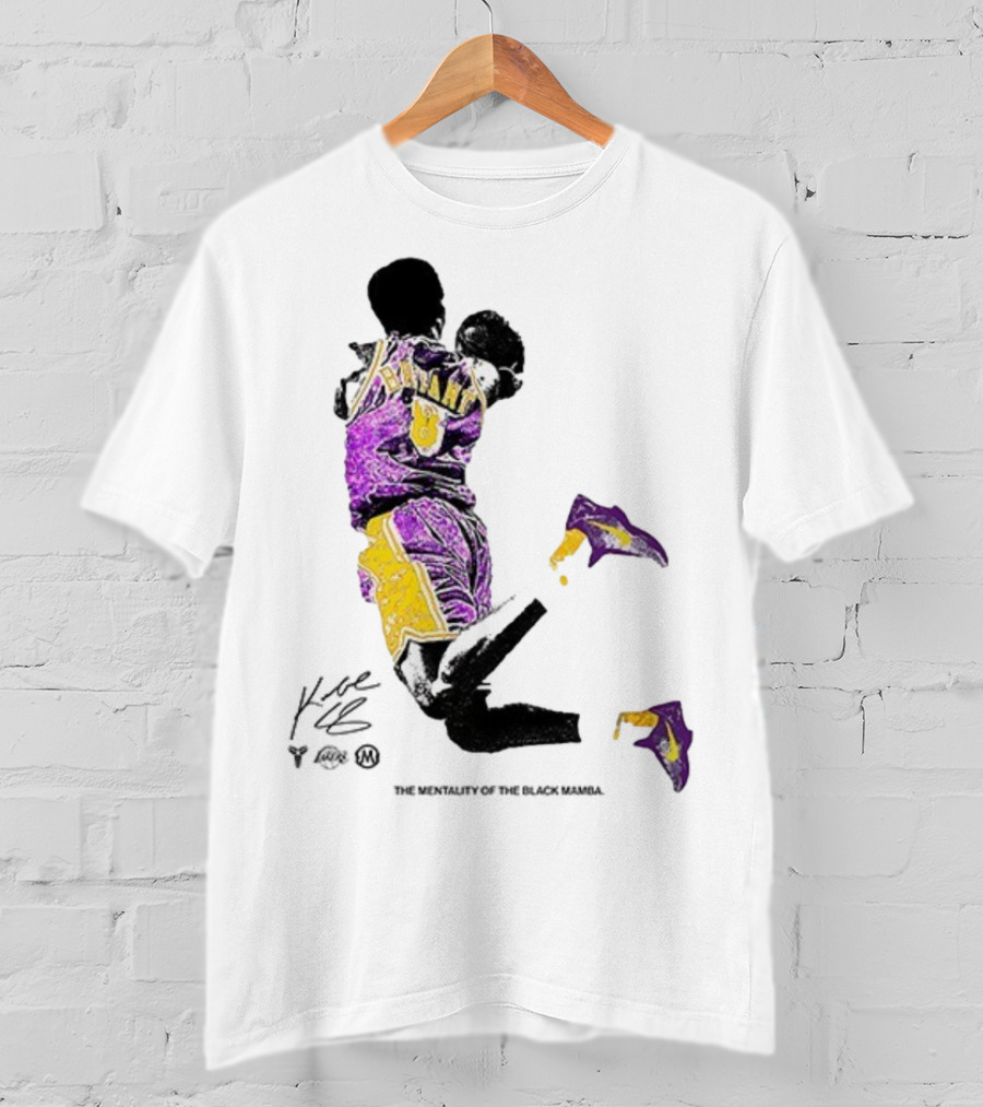 Los Angeles Lakers Kobe Bryant Black Mamba Mentality Purple Gold Signature 8 T-Shirt