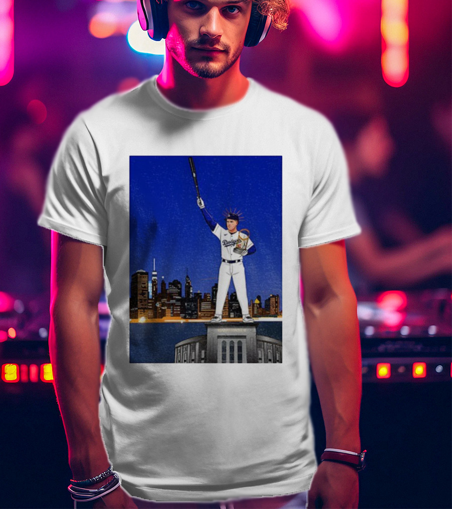 Freddie Freeman Dodgers Statue Of Liberty New York Skyline 2024 MVP T-Shirt