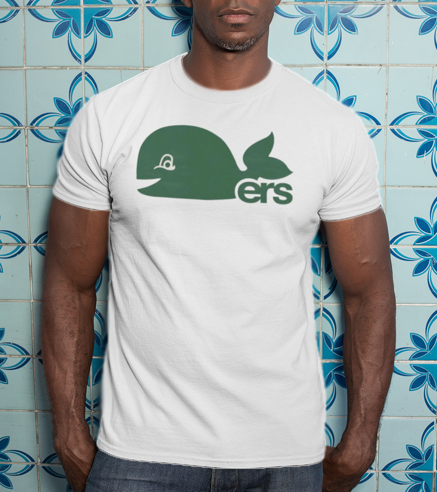 Whalers Retro Whale Tail Design With Whale And 'ers T-Shirt