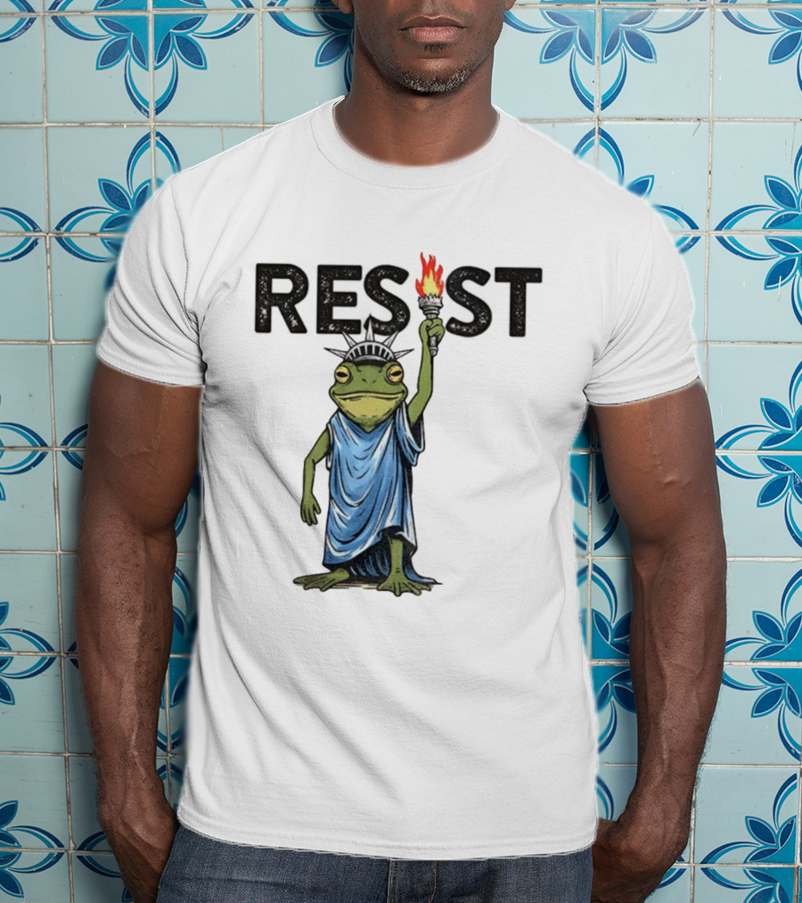 Portland Frog Resist Protest Statue Of Liberty Torch T-Shirt