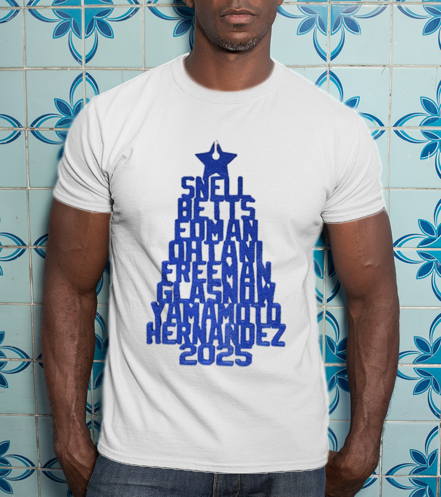 Los Angeles Dodgers Snell Betts Freeman Ohtani Freeman Glasnow Yamamoto Hernandez Christmas Tree 2025 T-Shirt