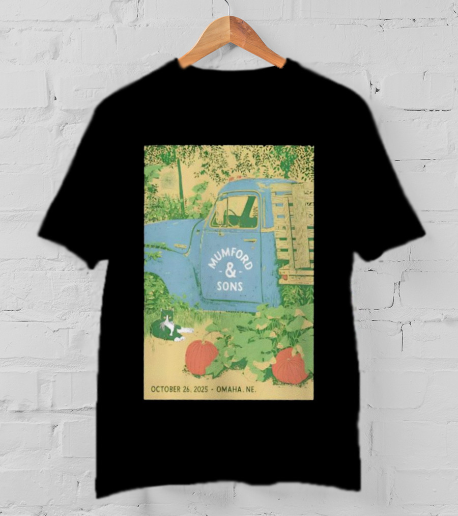 Mumford & Sons Omaha NE October 26 2025 Vintage Truck And Pumpkins T-Shirt