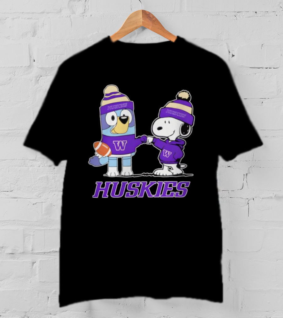 Snoopy Bluey Huskies Football W Washington Team T-Shirt