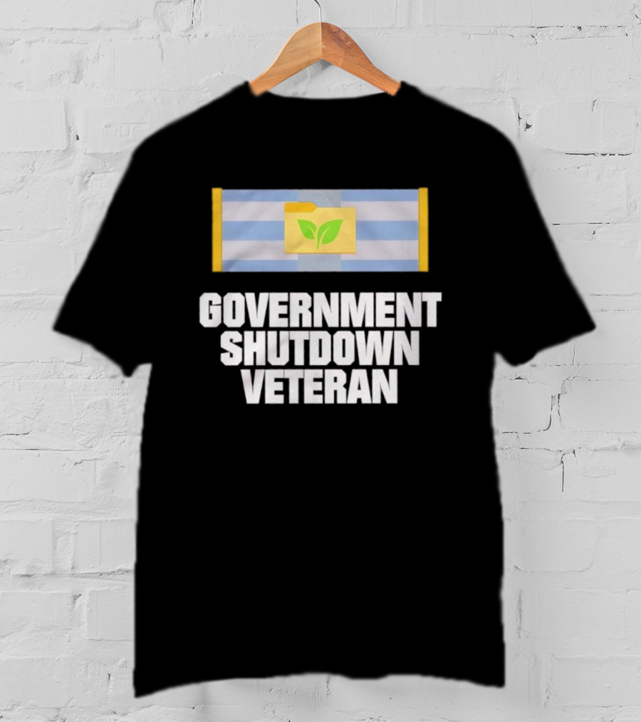 Government Shutdown Veteran Green Leaves Folder Icon Stripes T-Shirt