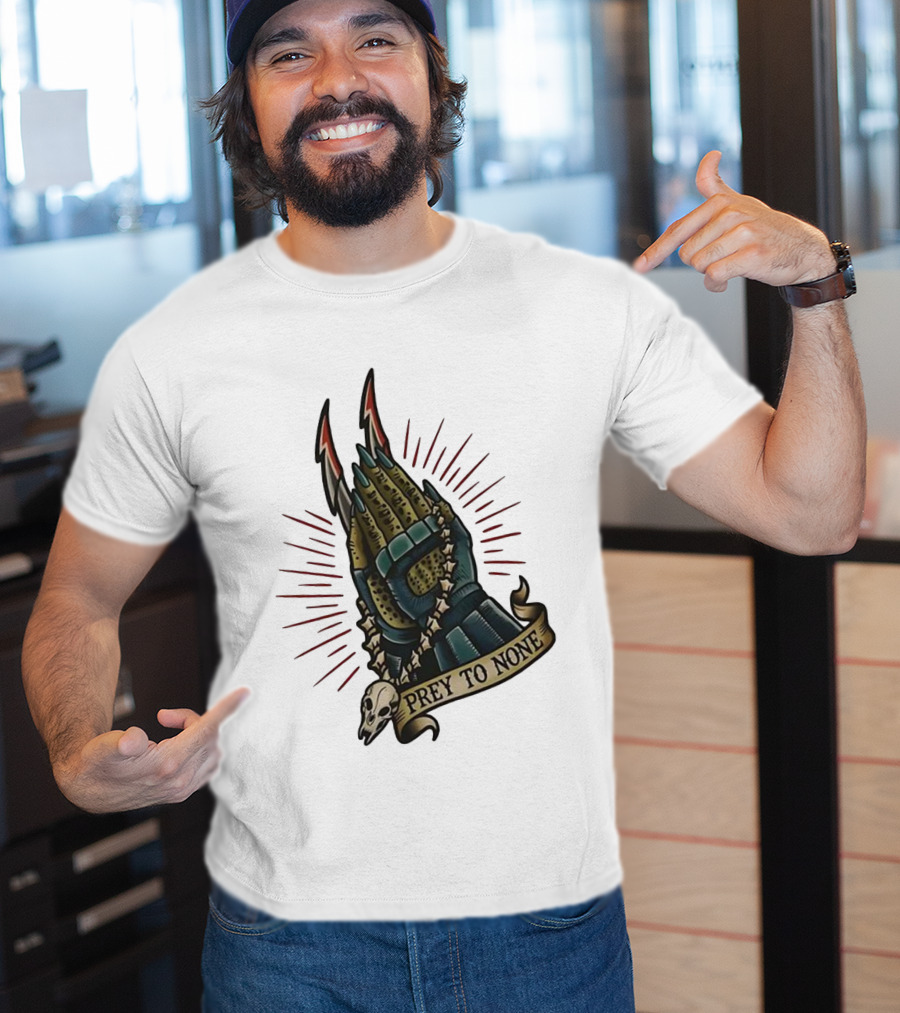 Prey To None Alien Claw With Skull And Star Chain T-Shirt