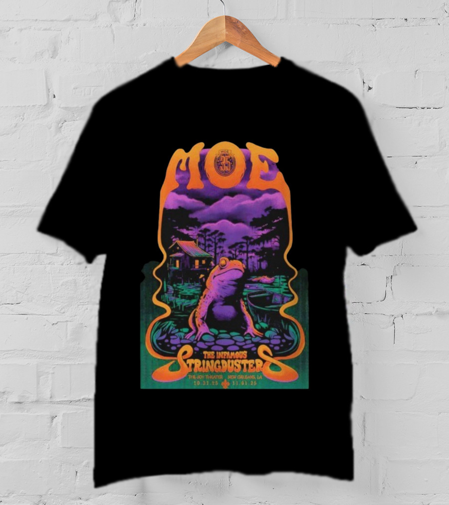 Moe. The Infamous Stringduster Halloween 2025 New Orleans Joy Theater Frog Swamp Scene T-Shirt