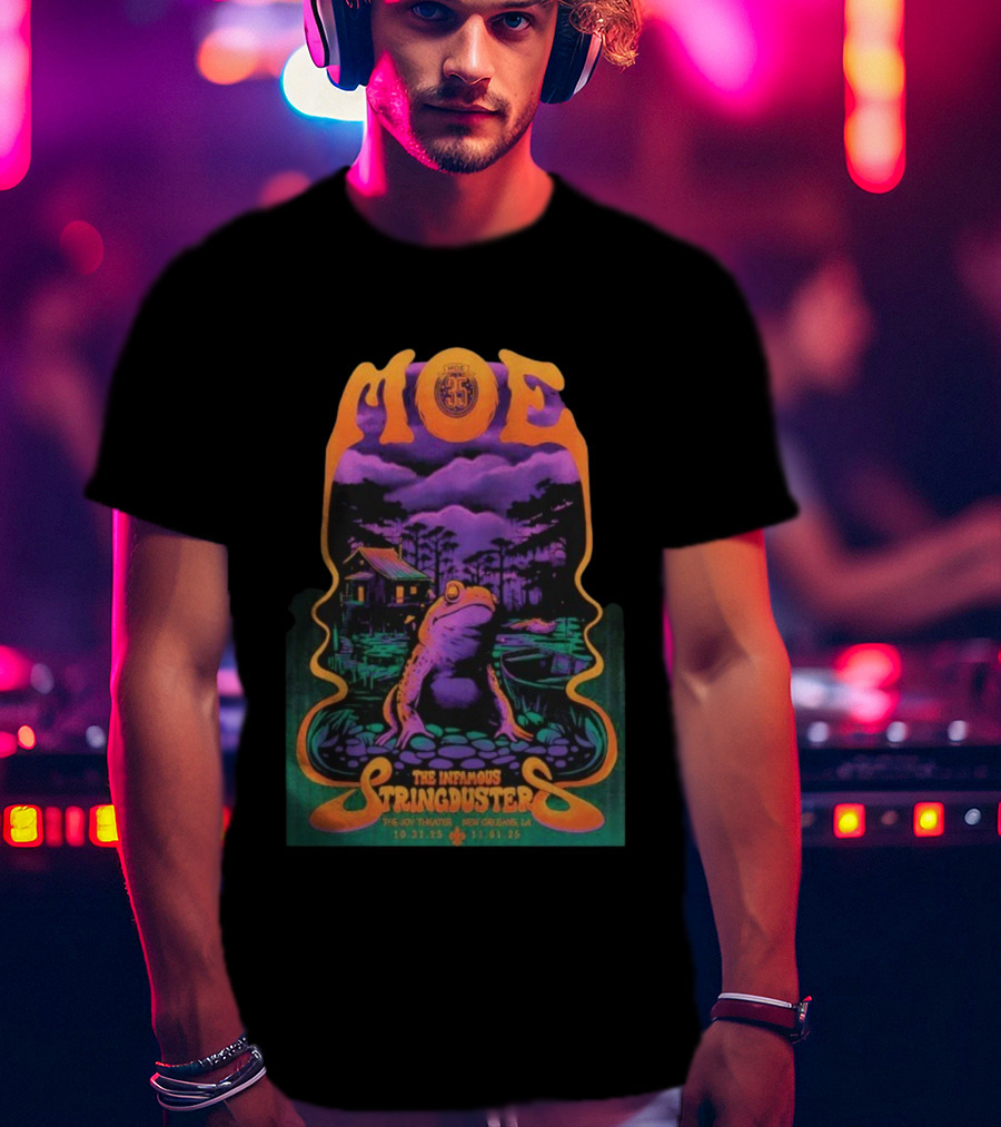 Moe. The Infamous Stringduster Halloween 2025 New Orleans Joy Theater Frog Swamp Scene T-Shirt