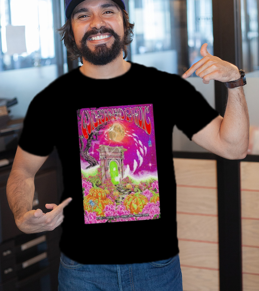 Widespread Panic Savannah Tour Spooky Pink Pumpkin Gateway October 31 2025 T-Shirt