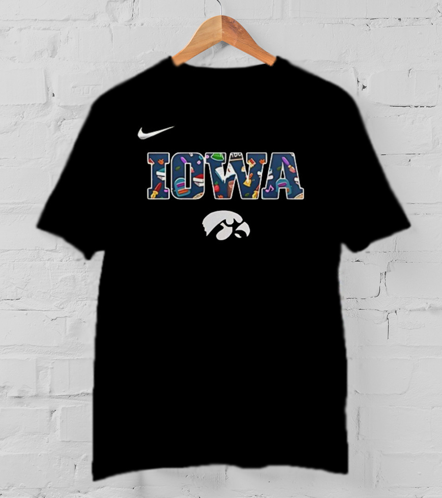 Iowa Teach Love Inspire Hawkeyes Teacher Appreciation 2025 T-Shirt