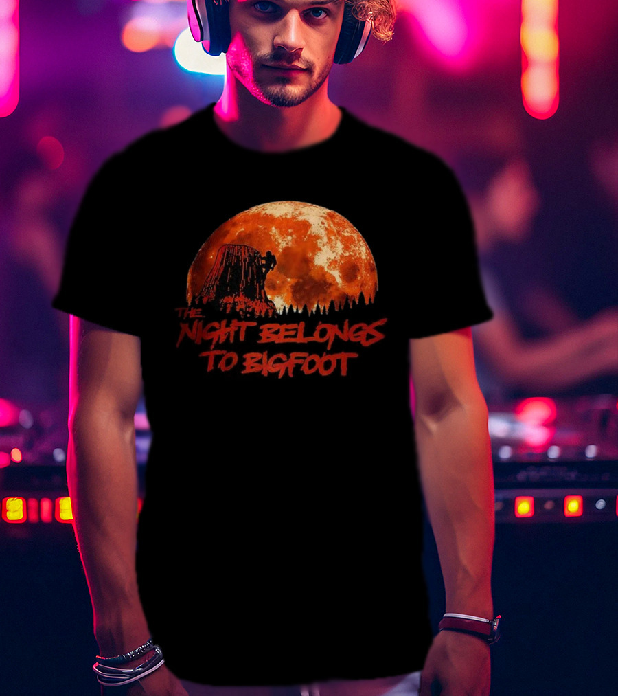The Night Belongs To Bigfoot Red Moon Silhouette T-Shirt