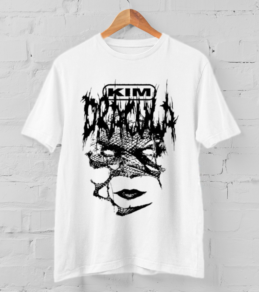 Kim Dracula Eye Lips Monochrome Design T-Shirt