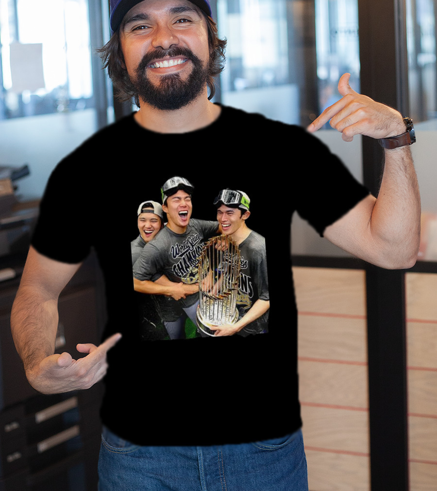 World Series Champions 2025 Yoshinobu Yamamoto Rōki Sasaki Shohei Ohtani Celebration T-Shirt