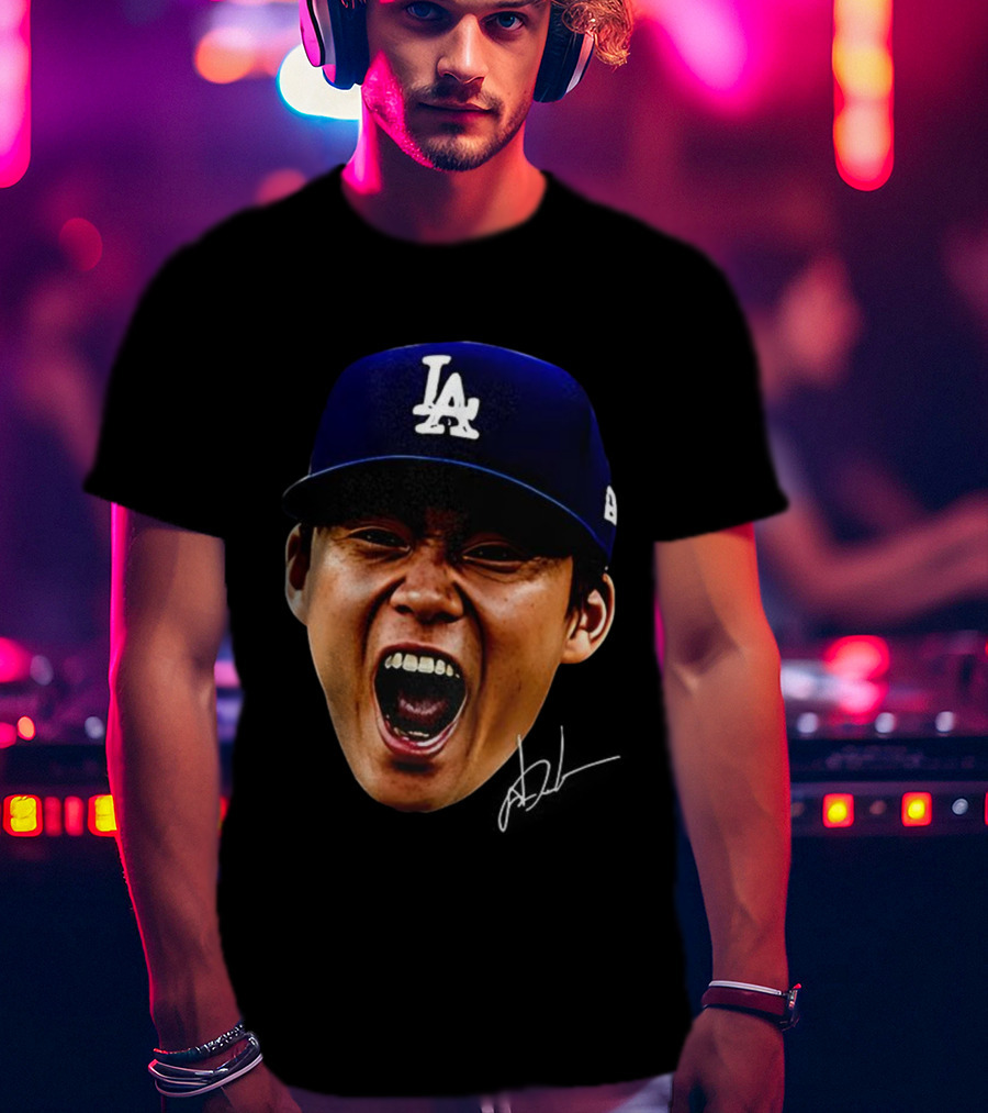 Yoshinobu Yamamoto LA Cap Big Head World Series Champions 2025 Signature T-Shirt