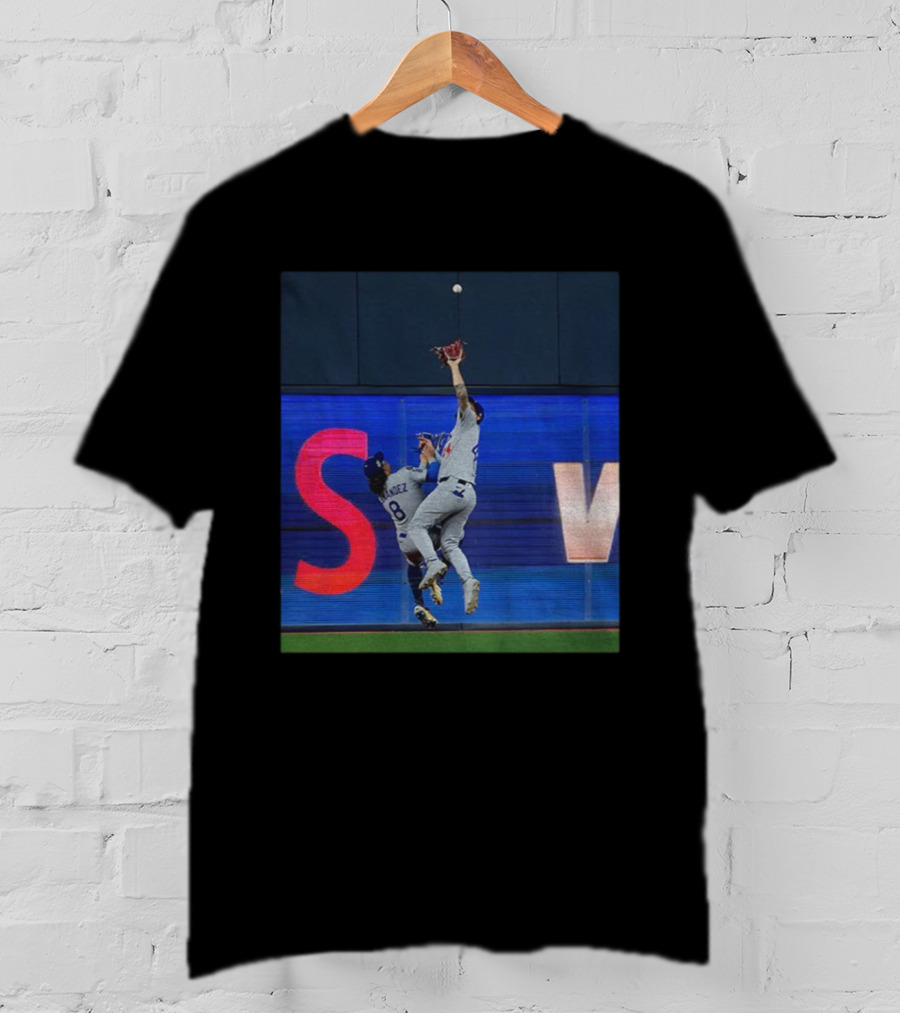 Kike Hernandez Andy Pages Dodgers Catch MLB World Series Action T-Shirt