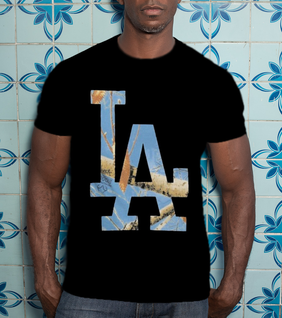 Los Angeles Dodgers LA Realtree Edge Camouflage T-Shirt