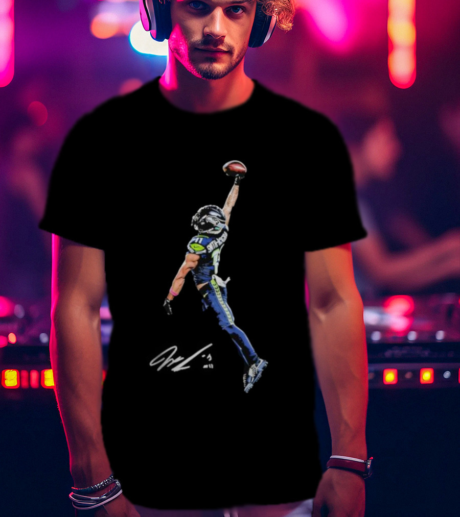 Smith-Njigba Signature Catch Seattle Football T-Shirt
