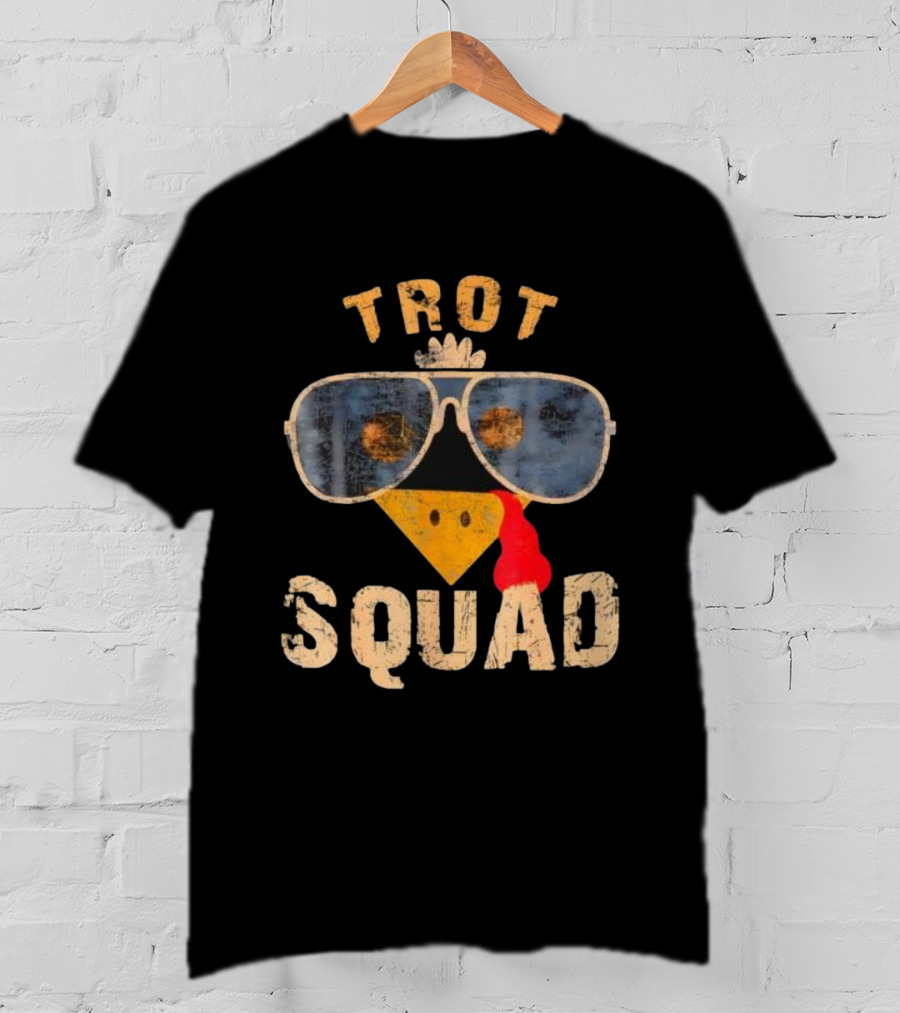 Thanksgiving Turkey Trot Squad Sunglasses Turkey Face 2025 Race T-Shirt